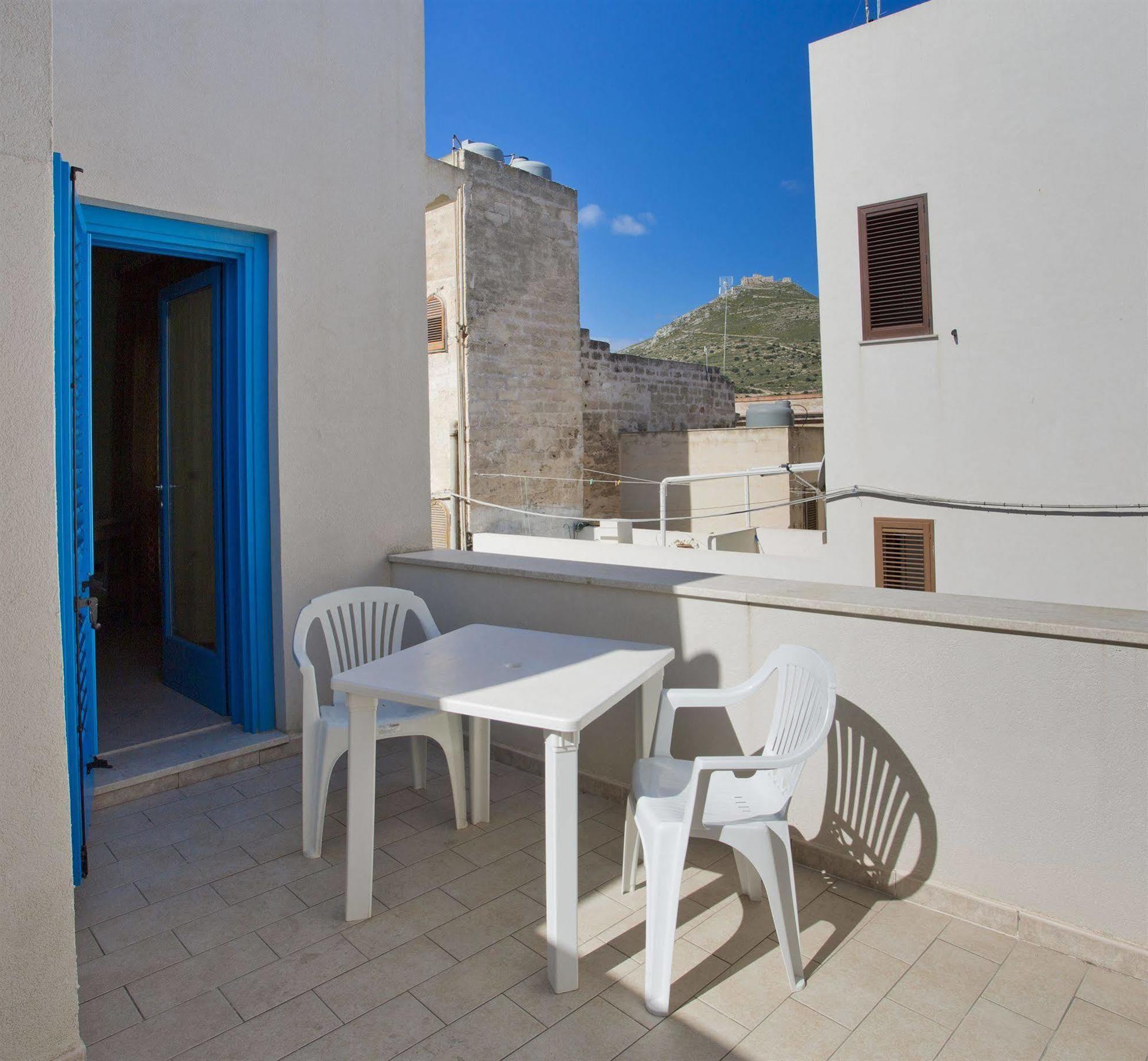 Terra Del Sole Villa Favignana Exteriör bild